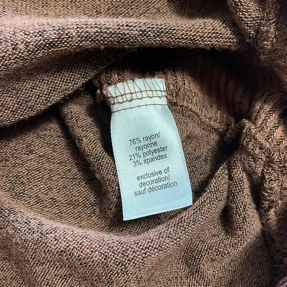 Fall 🍂🍁 pullover - Picture 5 of 7